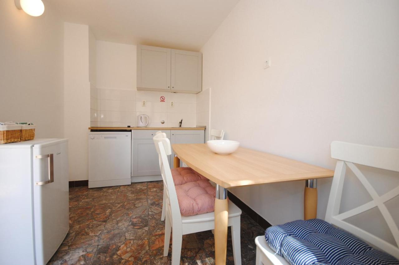 Rooms Dilk Вис Экстерьер фото