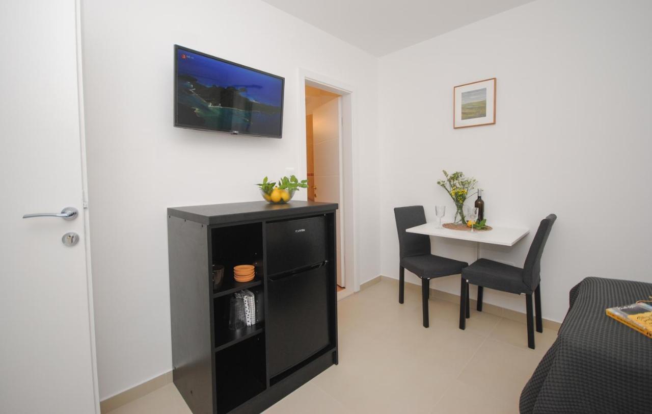 Rooms Dilk Вис Экстерьер фото